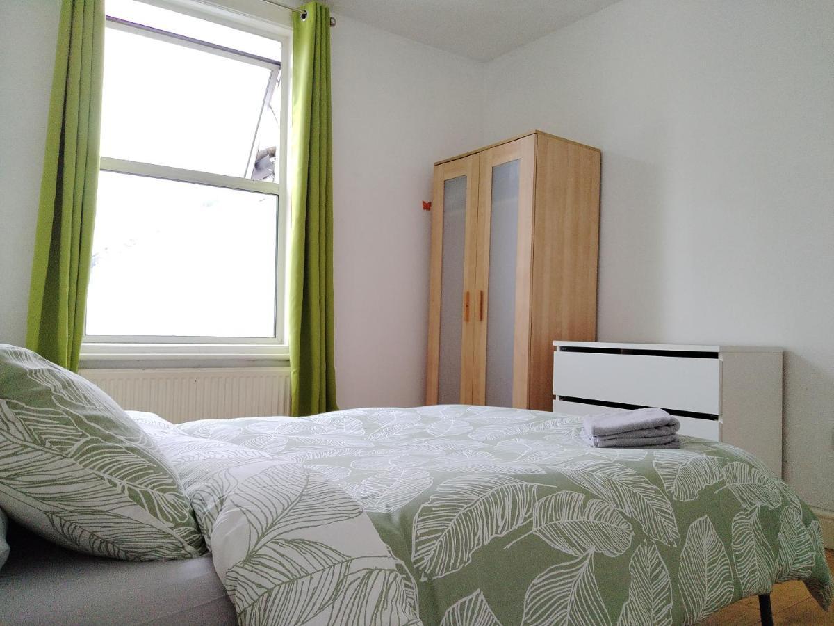 Cosy Rooms Near Canary Wharf & The O2 Лондон Екстер'єр фото
