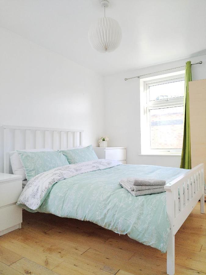 Cosy Rooms Near Canary Wharf & The O2 Лондон Екстер'єр фото