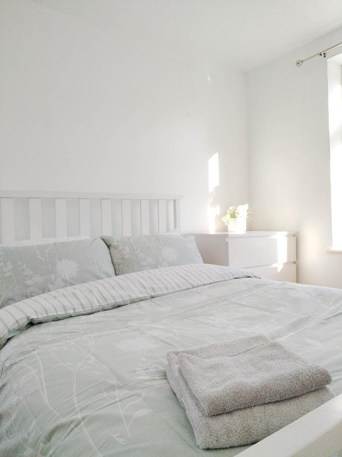 Cosy Rooms Near Canary Wharf & The O2 Лондон Екстер'єр фото